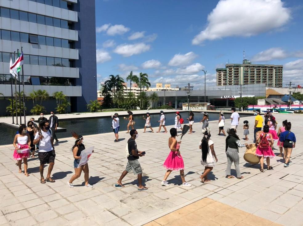Indígenas do Amazonas protestam contra projeto de lei que altera demarcação de terras