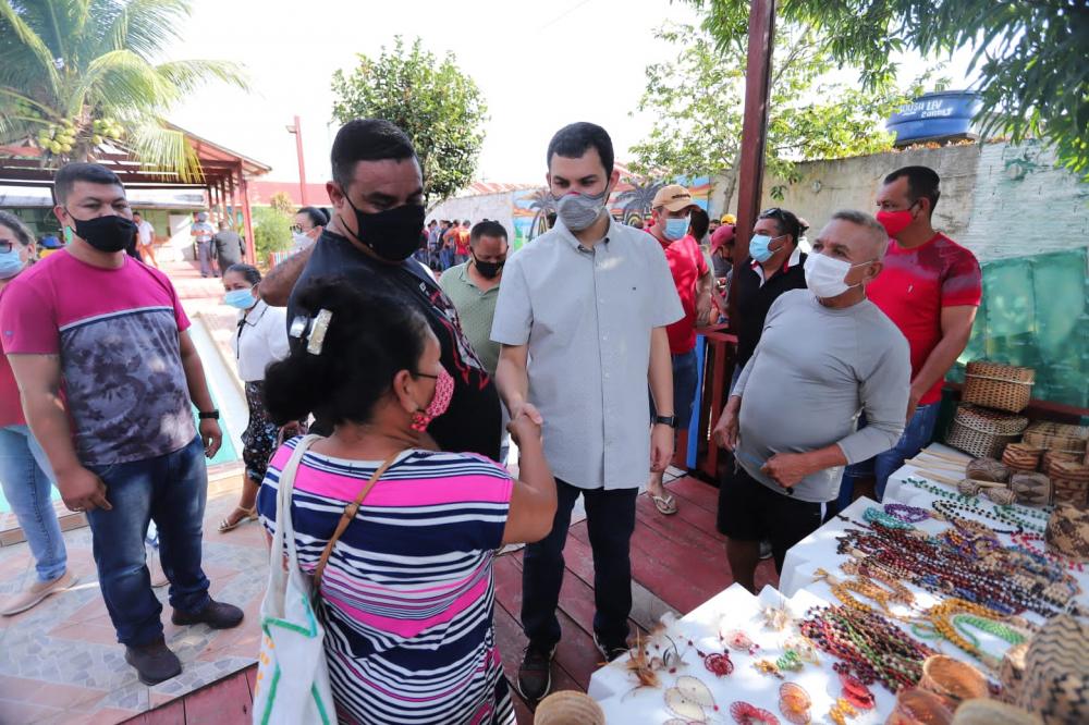 Em viagem pelo Alto e Médio Solimões, Saullo Vianna apresenta ações do mandato e ouve demandas de 10 municípios