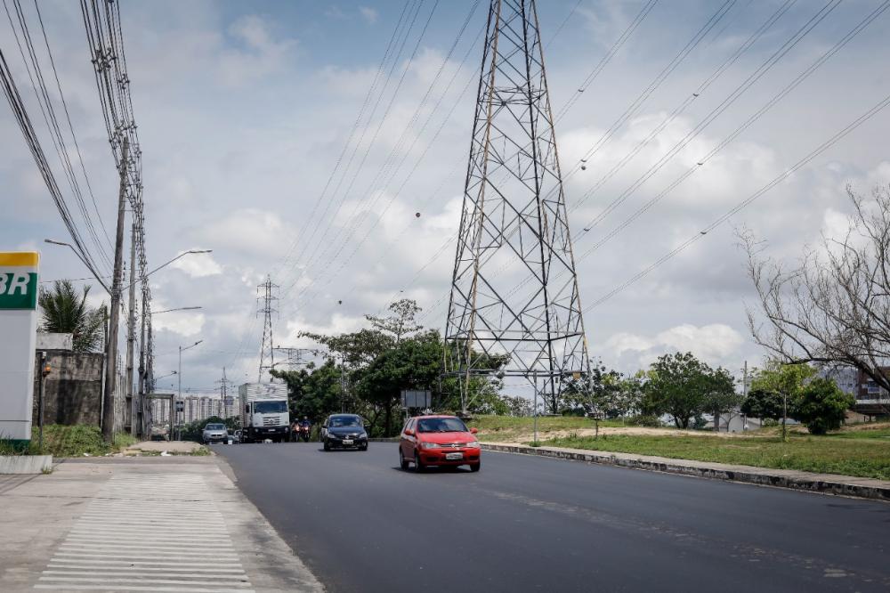 Prefeitura de Manaus conclui a recuperação asfáltica da avenida das Torres