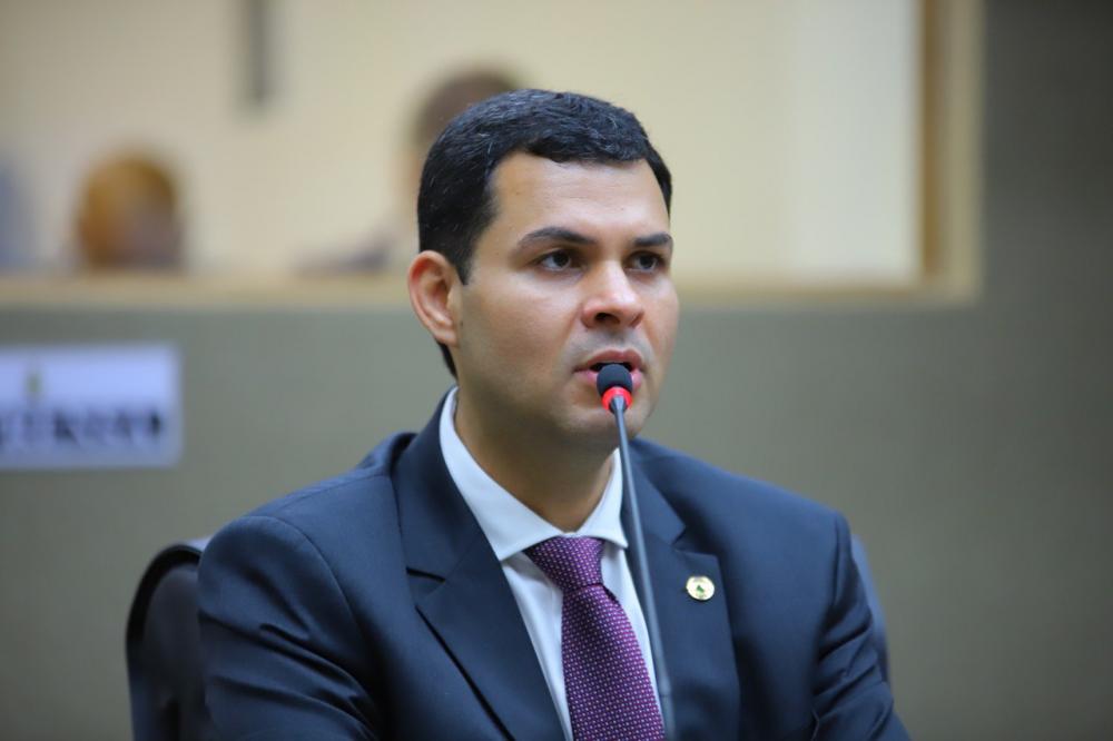 Saullo Vianna vai denunciar pane mecânica em avião da Voepass à Anac