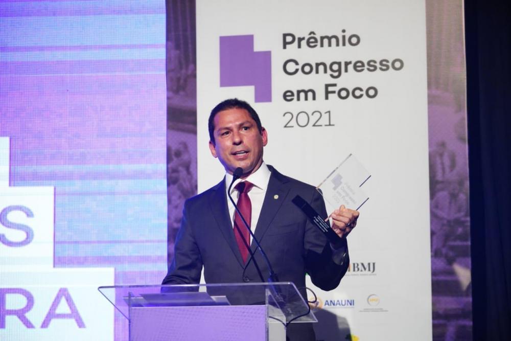 Amazonense Marcelo Ramos é eleito melhor deputado federal de 2021 pelo Prêmio Congresso em Foco