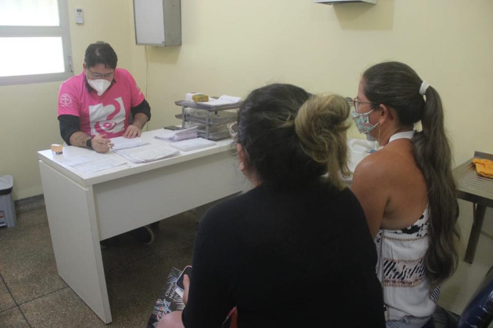 Prefeitura promove atendimento médico especializado em Neuropediatria e Mastologia durante fim de semana em Parintins
