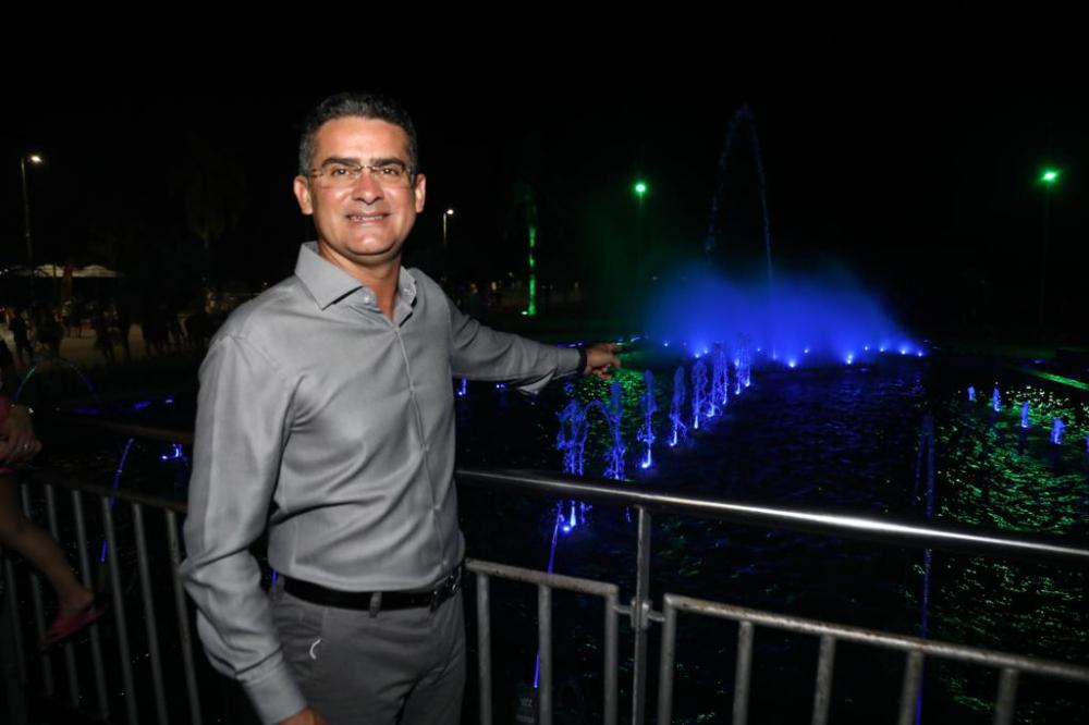 Lançamento do 'Ballet das Águas' marca início das festividades natalinas em Manaus