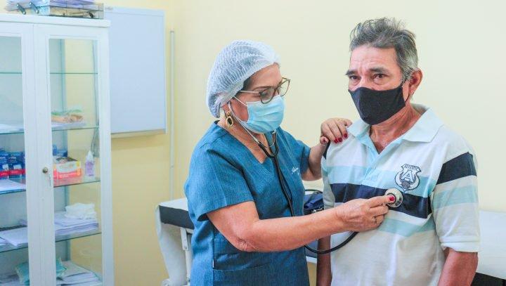 Prefeitura de Manaus reforça importância do cuidado integral à saúde do homem no Novembro Azul