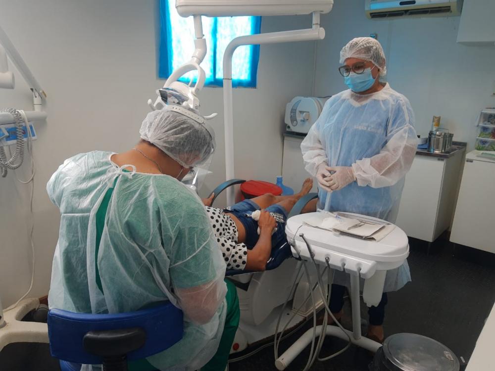 UBS Fluvial promove mais de 370 atendimentos em comunidades às margens do rio Amazonas 