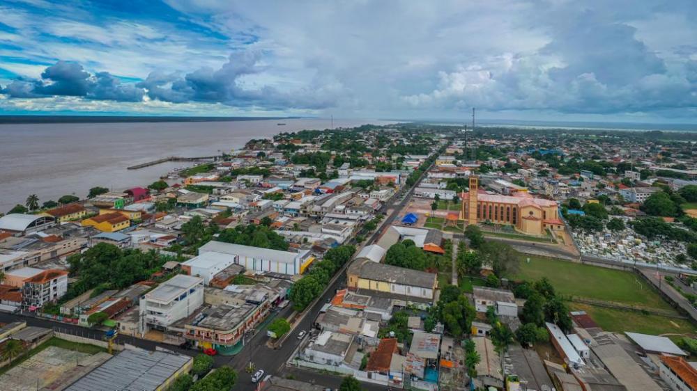 Prefeito Bi Garcia anuncia cancelamento da festa de Réveillon em Parintins