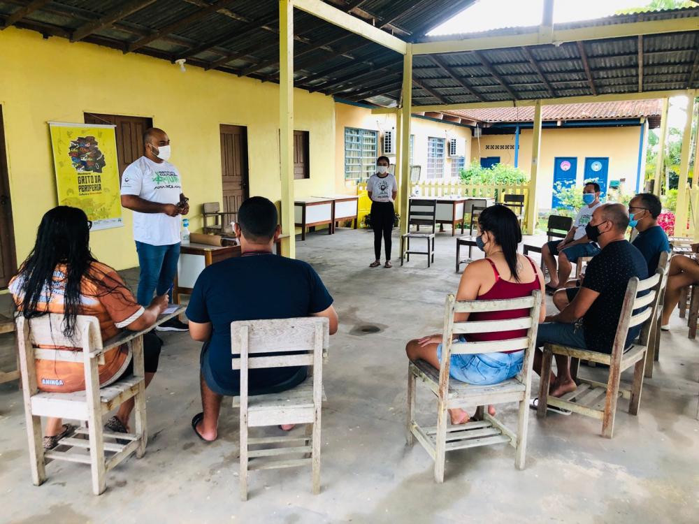 Instituto Ajuri realiza oficina de planejamento estratégico cultural na comunidade urbana de Parintins