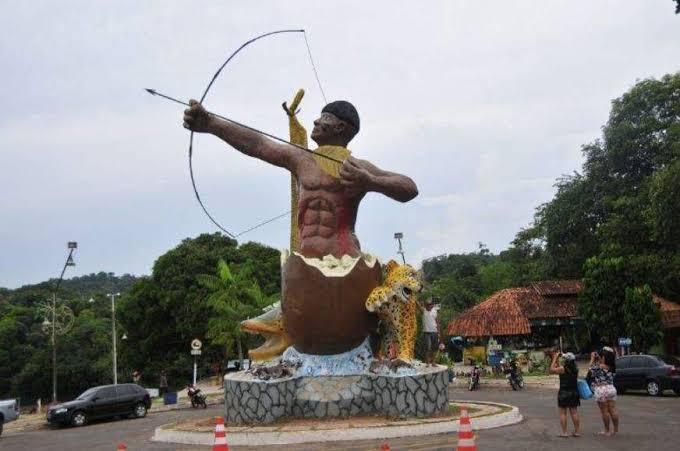 Covid: Presidente Figueiredo decreta toque de recolher e altera horário do comércio