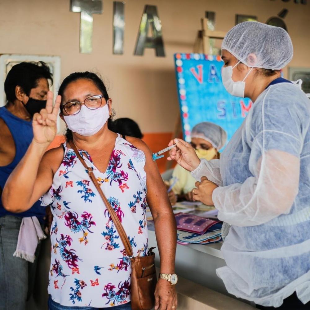 Prefeito Bi Garcia desobriga uso de máscaras em locais abertos e fechados de Parintins