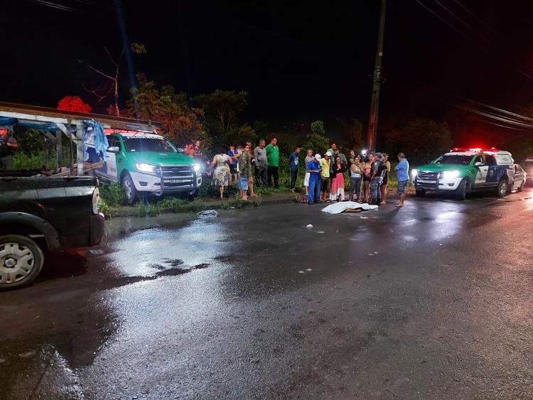 Homem morre atropelado enquanto caminhava embriagado em avenida de Manaus