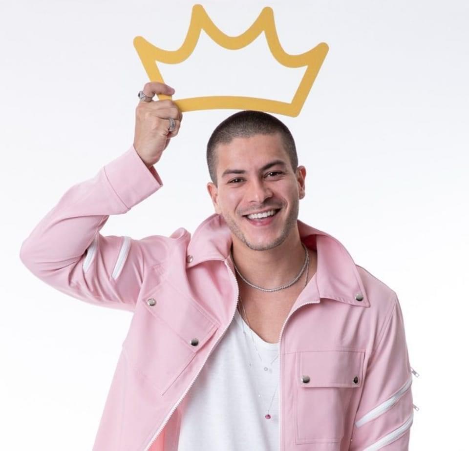Arthur Aguiar vence prova com Lucas e é o nono líder do 'BBB 22'