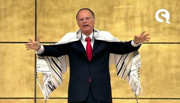 Juiz manda Igreja Universal devolver R$ 200 mil a fiel que buscava lugar no céu