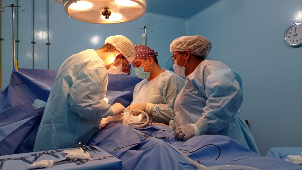 Criança de 8 anos é beneficiada em programa de cirurgias eletivas diárias em Parintins