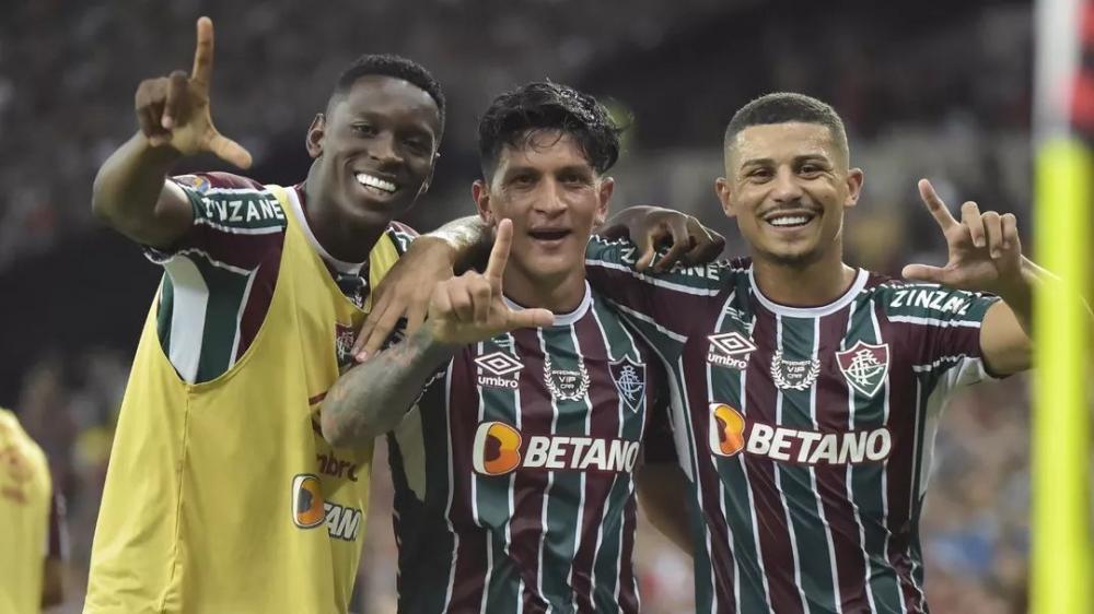 Fluminense segura o Flamengo no Maracanã e é campeão Carioca de 2022