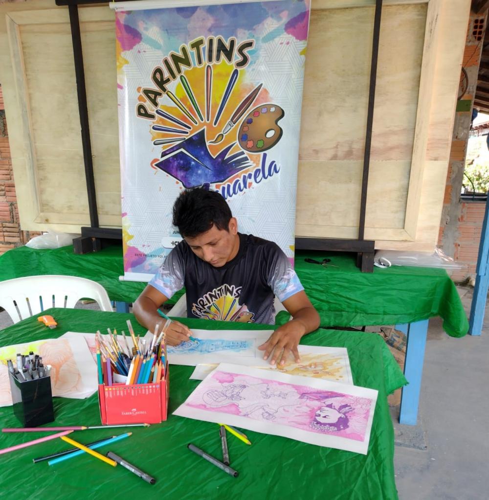 Parintins recebe exposição de desenhos em aquarela que retrata cenas da Ilha Tupinambarana