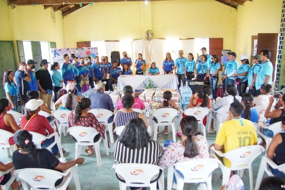 Fametro e Semasth realizam ação social com entrega de cestas básicas e água para famílias da Vila Amazônia