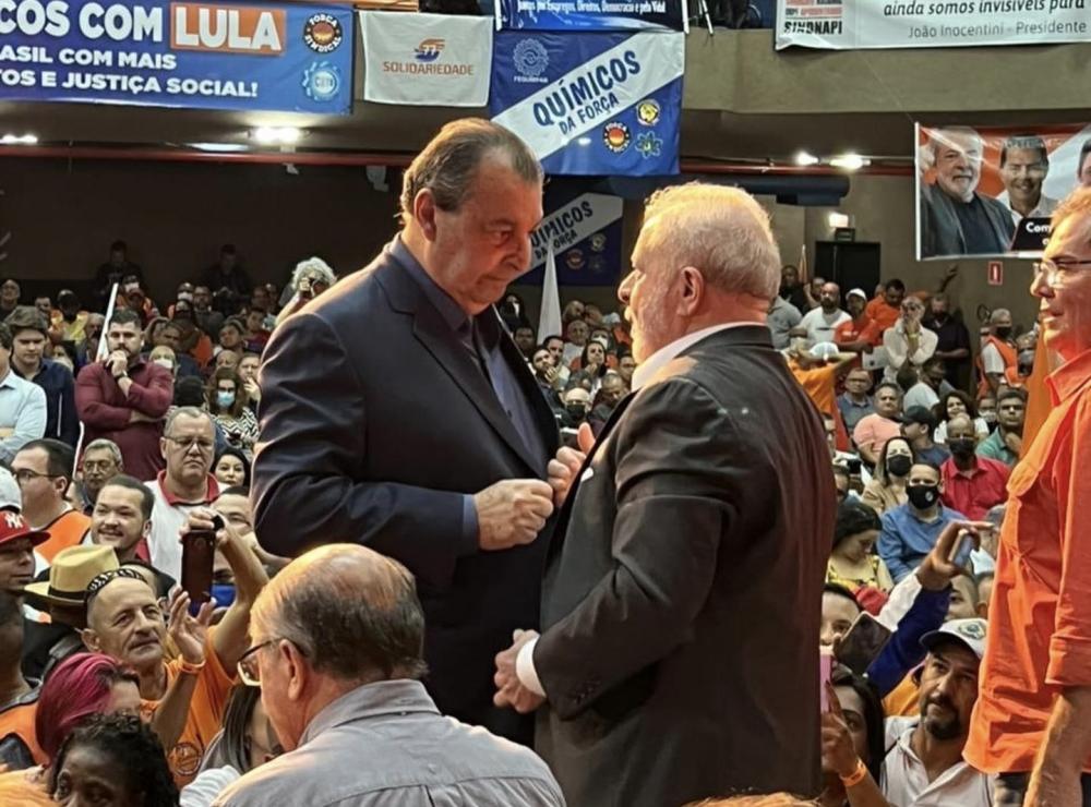 Omar Aziz participa de ato do Solidariedade em apoio à Lula