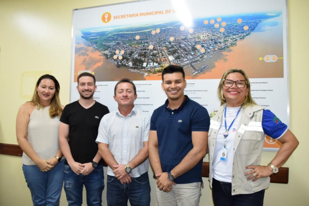 Prefeitura de Parintins contrata três novos médicos para atuação no município