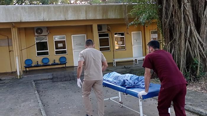 Criança morre afogada neste domingo no balneário Cantagalo, em Parintins