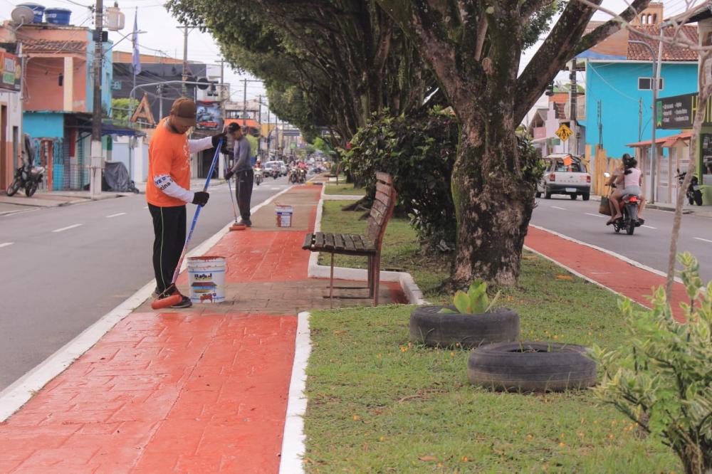Prefeitura de Parintins realiza obras e serviços na cidade para Festival Folclórico 2022