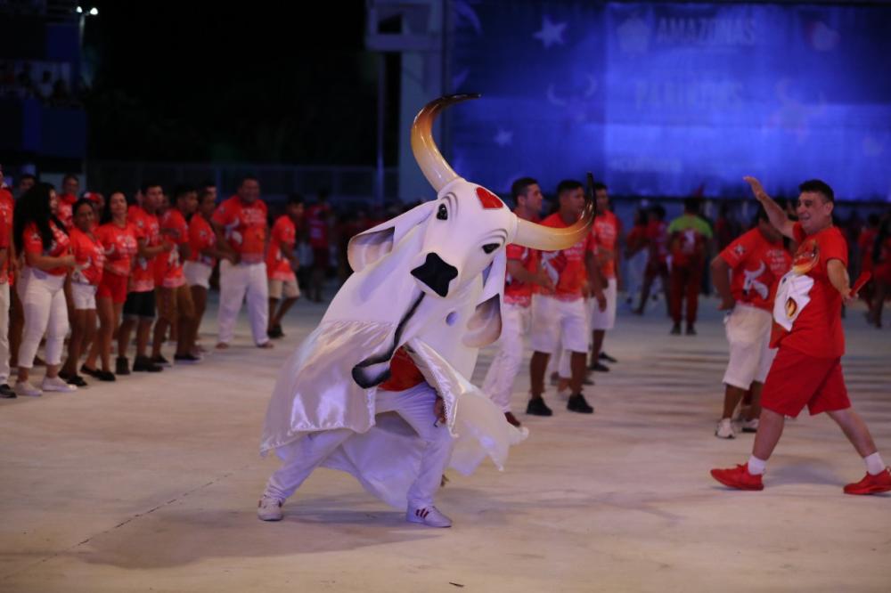 Passagem de som do Garantido emociona torcedores em busca do bicampeonato do Festival de Parintins