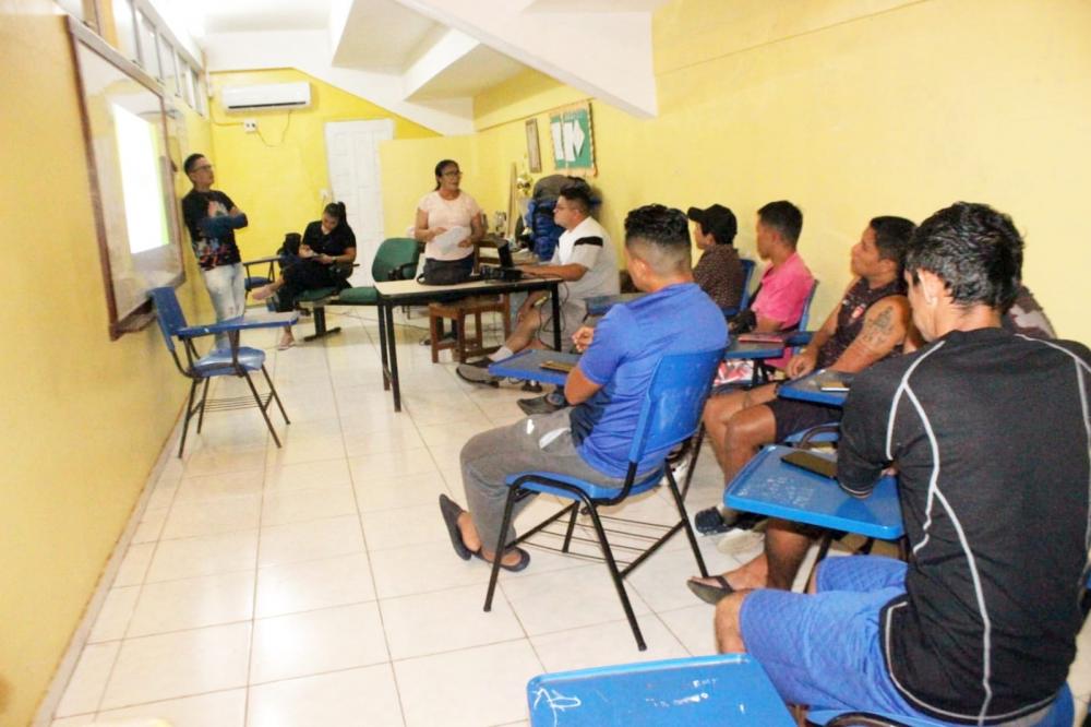 Prefeitura anuncia competição de futsal envolvendo os 30 bairros de Parintins