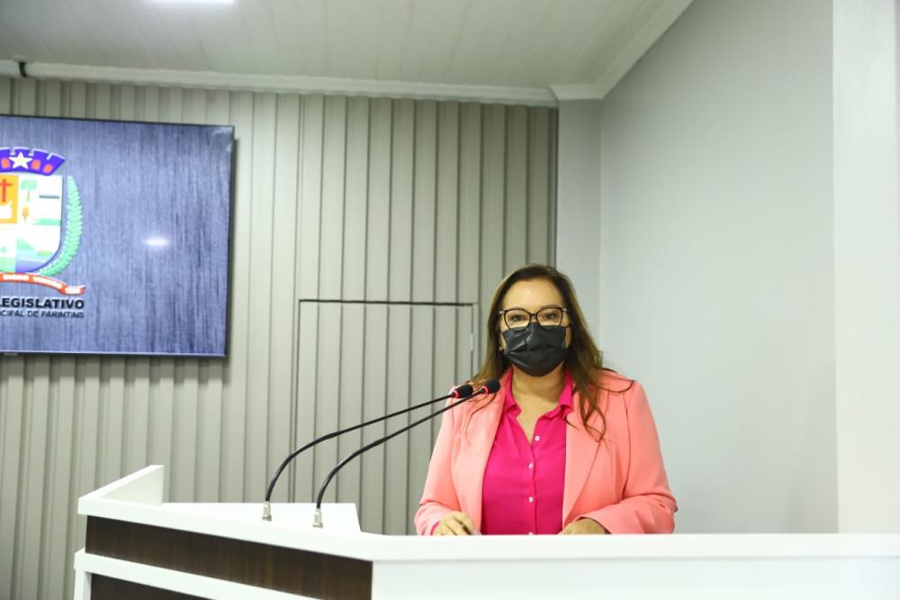 Márcia Baranda defende políticas públicas e serviços de acolhimento para LGBTQIA+ em Parintins