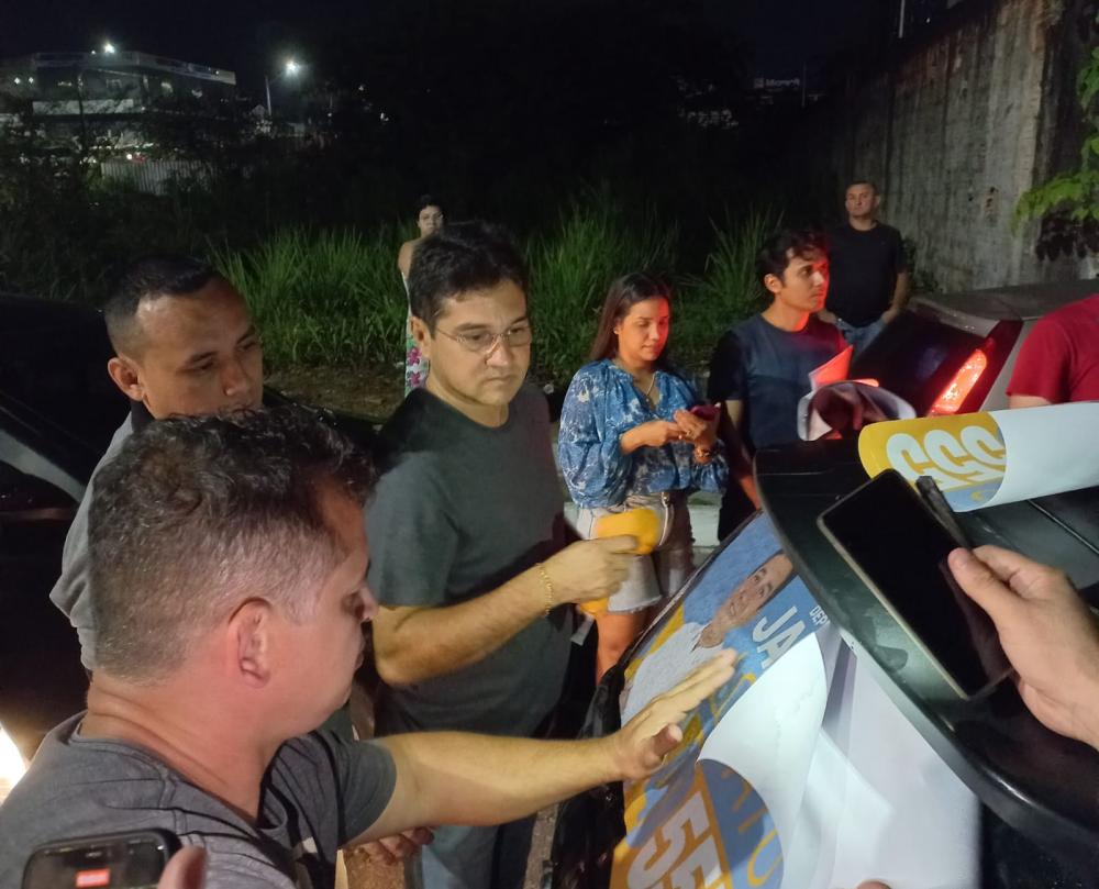 Adesivaço marca início da candidatura de Jander Lobato para deputado estadual