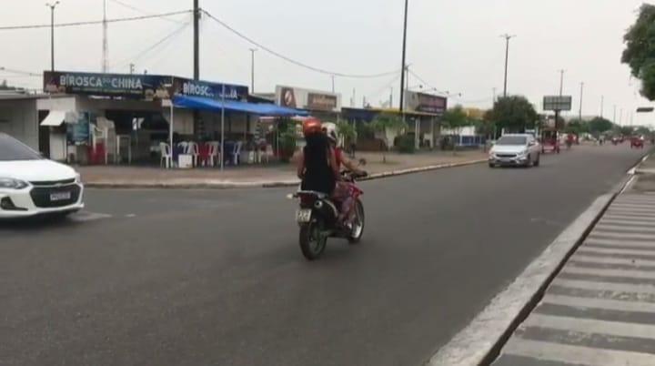 Registros de acidentes na rua Paraíba levam Márcia Baranda a sugerir estudos para melhorar o trânsito na via 