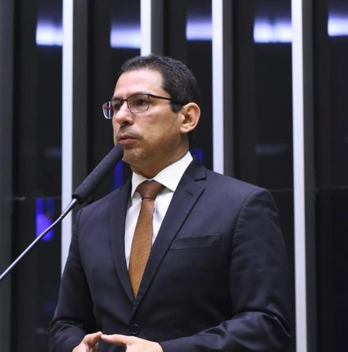 Marcelo Ramos reage à MP do governo que adia pagamento às Leis Paulo Gustavo e Aldir Blanc 2