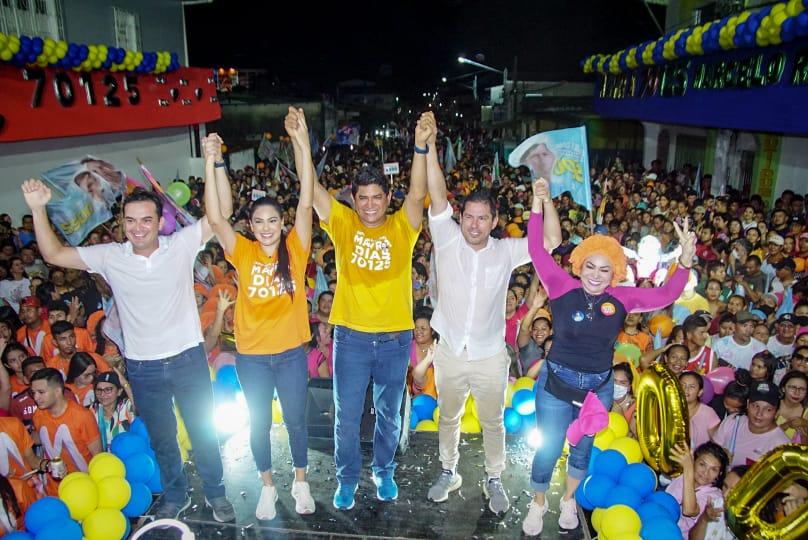 Comício de Mayra Dias e Marcelo Ramos reúne mais de 10 mil pessoas, em Parintins