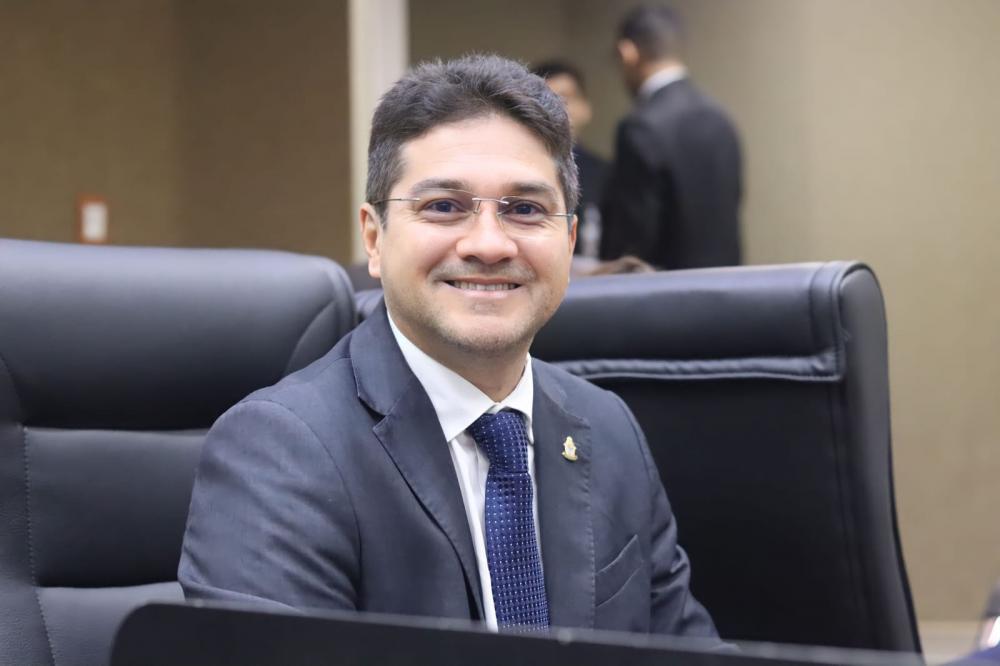 Vereador Jander Lobato propõe implantação de faixa liberada na região da avenida das Torres
