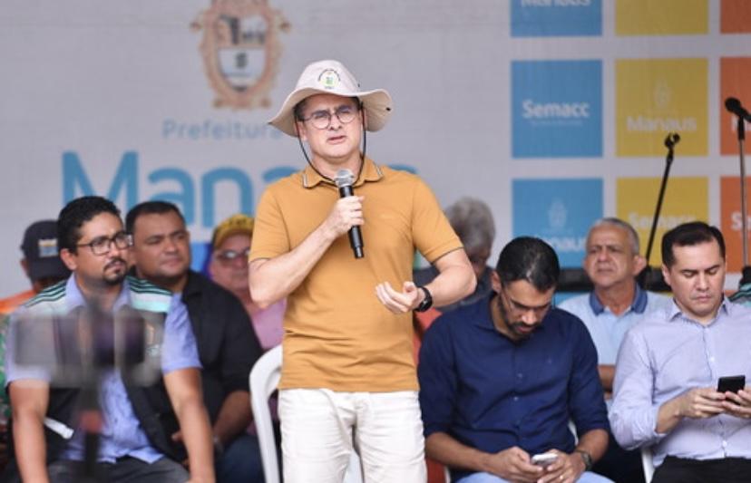 Prefeito David Almeida anuncia reforma de feira municipal abandonada há 18 anos pelo poder público