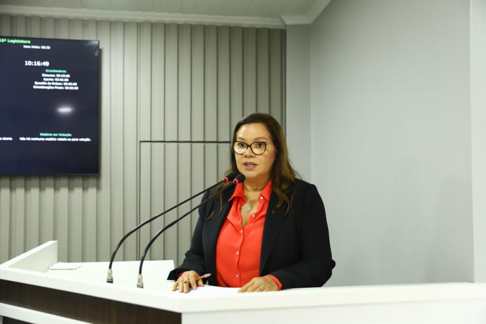 Márcia Baranda parabeniza presidente e governador eleitos e destaca a luta do senador Eduardo em defesa do AM