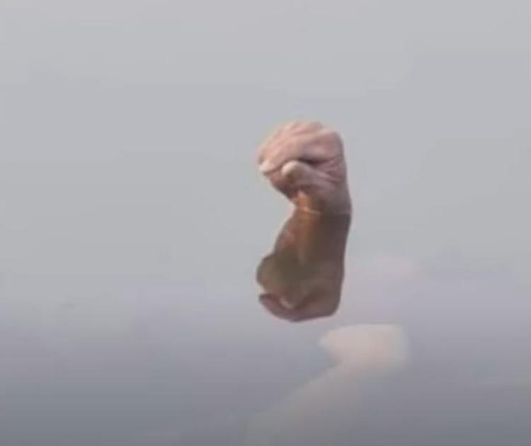 Com punho cerrado, jovem é achado boiando em rio no Amazonas após ser eletrocutado