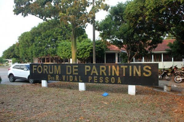 TJAM volta a obrigar o uso de máscaras no Fórum de Parintins devido ao aumento de casos de Covid-19