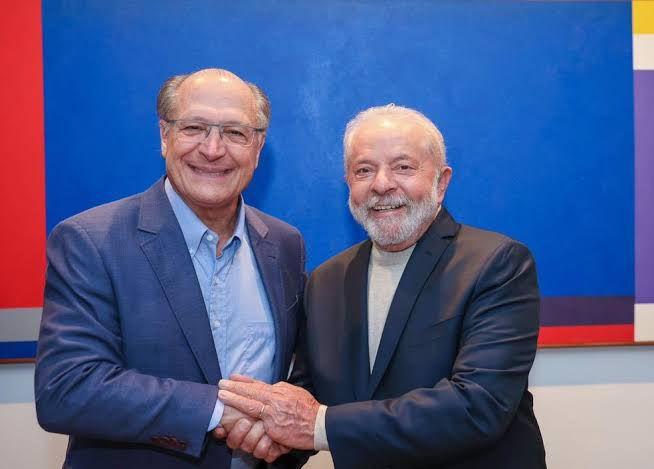 TSE realiza diplomação de Lula e Alckmin nesta segunda (12), marcando o fim do processo eleitoral