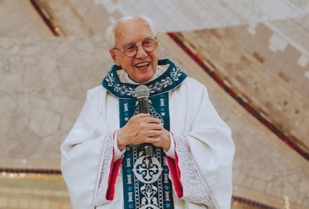 Monsenhor Jonas Abib, fundador da Canção Nova, morre aos 85 anos