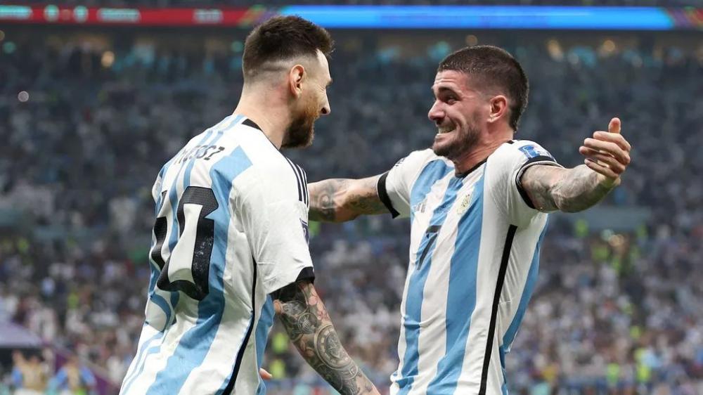 Argentina bate a Croácia com brilho de Messi e se garante na final da Copa do Catar