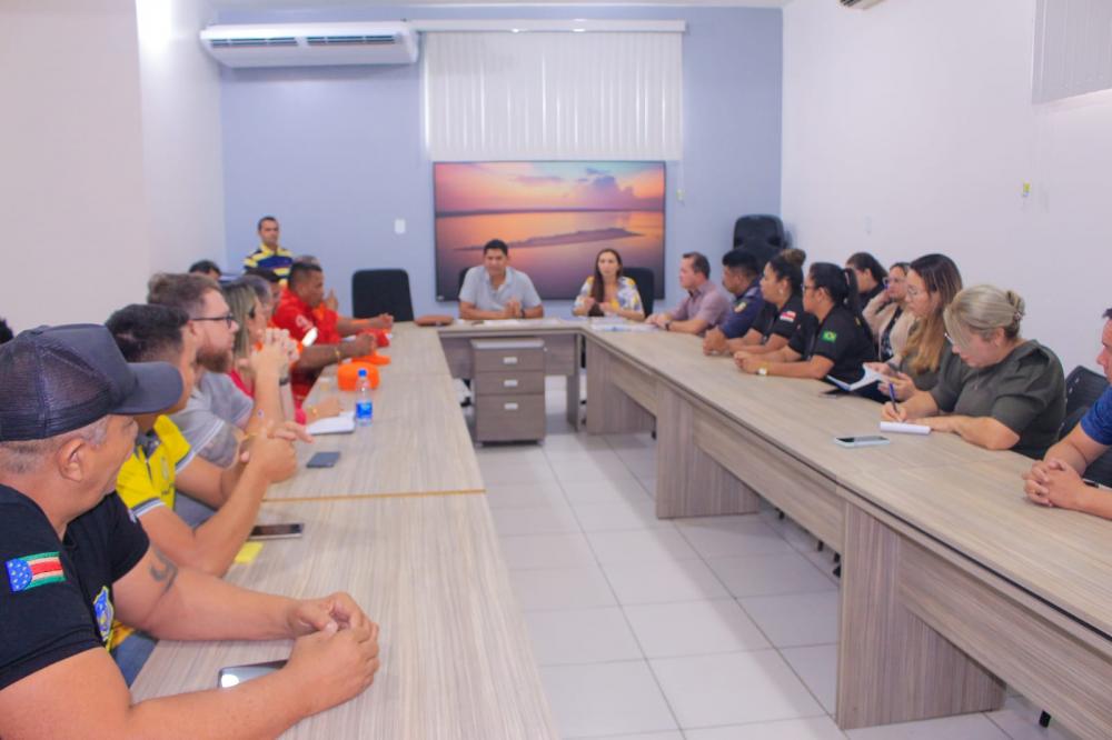 Com sorteio de duas motos, Prefeitura de Parintins promove Réveillon 2023 na Praça dos Bois