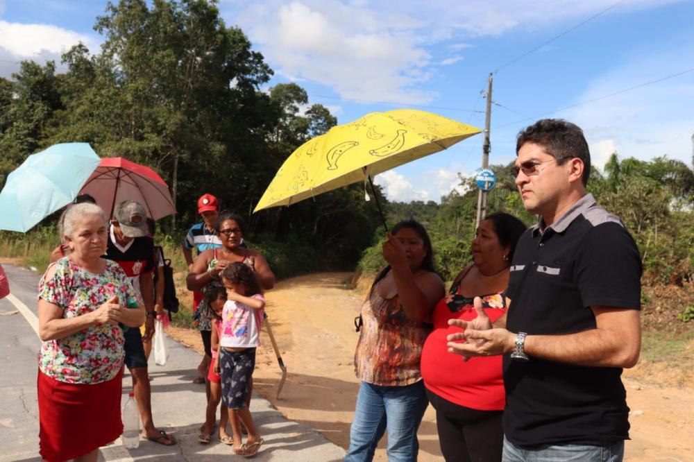 No Ramal do Brasileirinho, vereador Jander Lobato trata sobre retorno do transporte coletivo