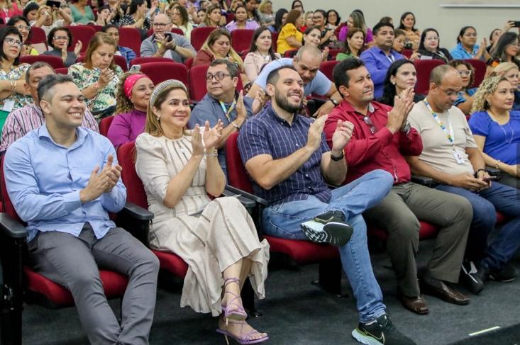 Prefeitura de Manaus se mantém entre as capitais que melhor paga profissionais do magistério