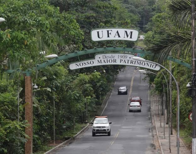Ufam lança concurso público com 46 vagas para professores no Amazonas