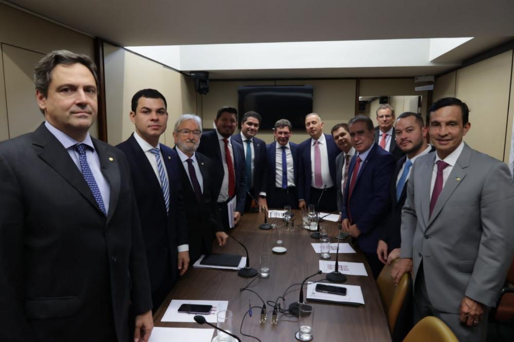 Saullo Vianna propõe reunião do Grupo de Trabalho da Reforma Tributária em Manaus