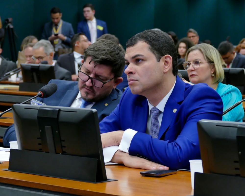 Primeiro desafio do GT da Reforma Tributária será unificar os textos das PECs da Câmara e Senado, diz Saullo Vianna