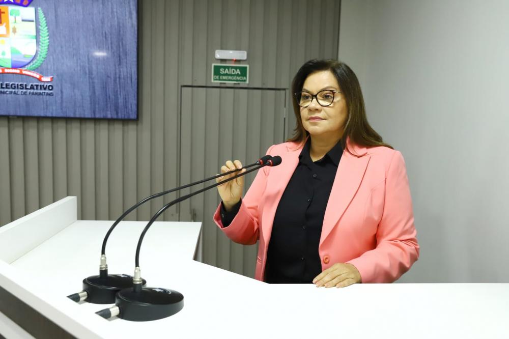 Vereadora Marcia Baranda apresenta três  indicações à Câmara Municipal de Parintins