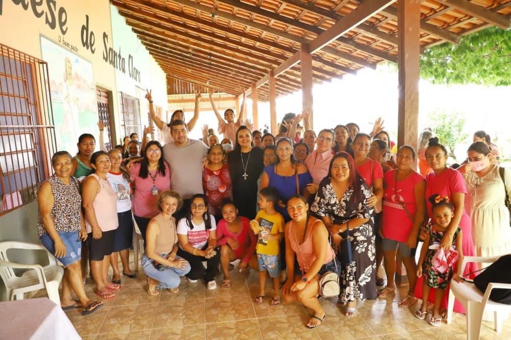Vereadora Vanessa Gonçalves fecha semana com ações voltadas para o social de Parintins