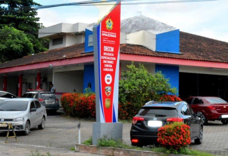 Projeto que prevê delegacias da mulher abertas por 24 horas é sancionado