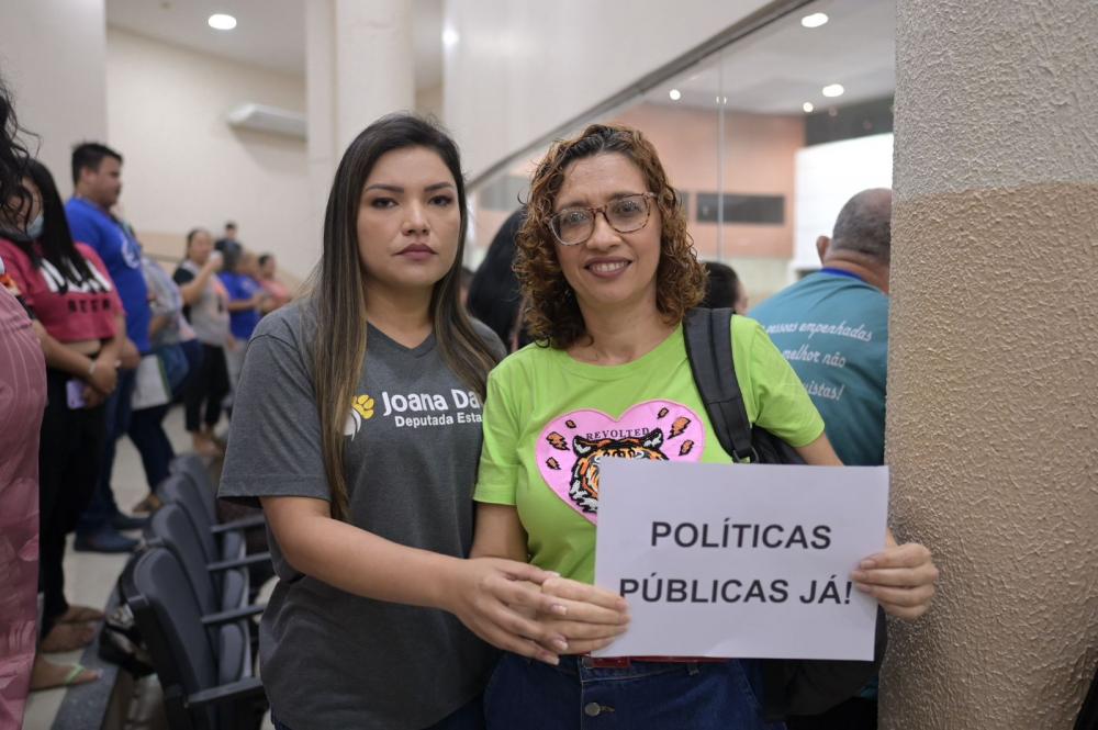 Joana Darc propõe Audiência Pública para agilizar mediadores escolares para crianças PCD do AM