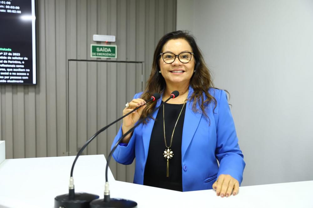 Curso de qualificação e capacitação em segurança para vigilantes é solicitado pela vereadora Márcia Baranda